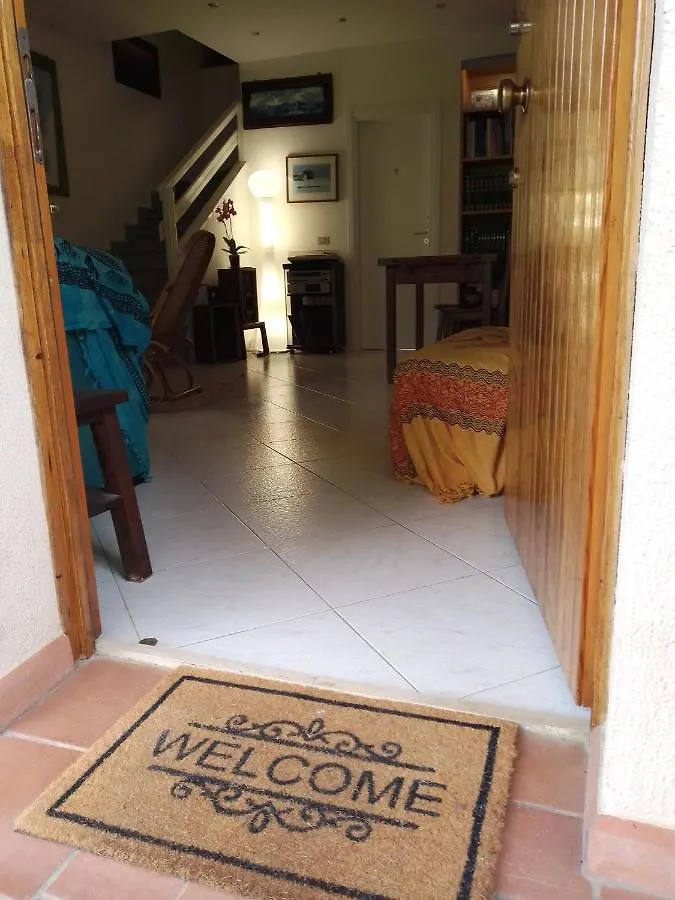 Guest house La Casa Di Berenice A Porto Azzurro Italy