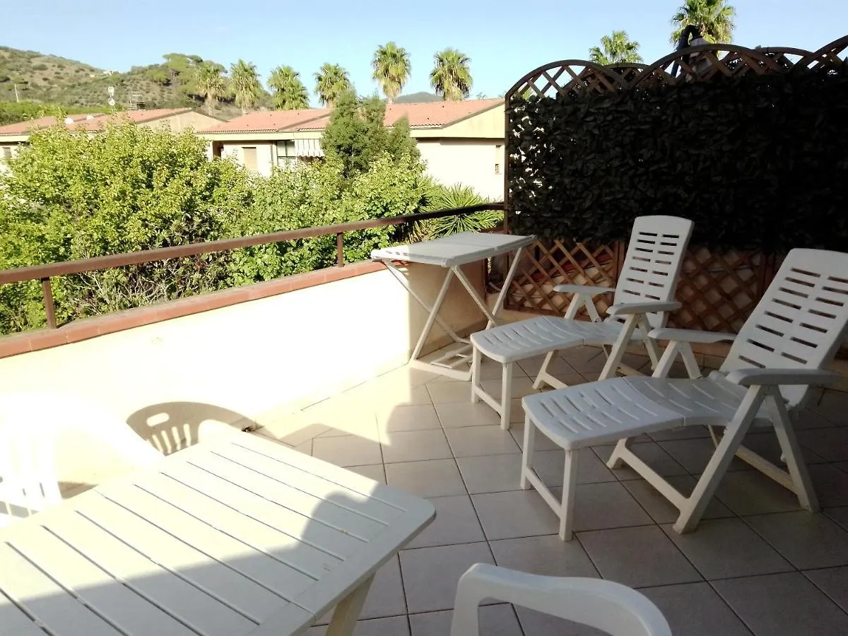 La Casa di Berenice a Porto Azzurro 0*,  Italia